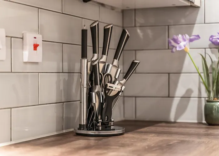 Apartment Stylish Flat - Sleeps 8 - 2 Mins To Centre *