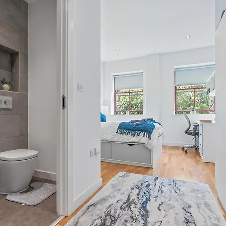 Stylish Flat - Sleeps 8 - 2 Mins To Centre Lägenhet