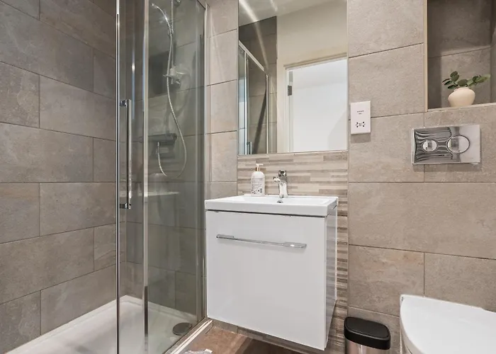 公寓 Stylish Flat - Sleeps 8 - 2 Mins To Centre *